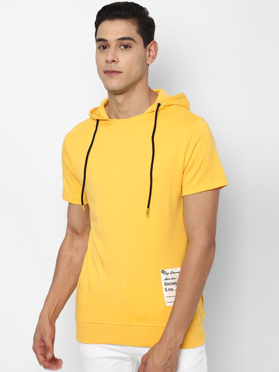 

FOREVER 21 Men Yellow Sweatshirt