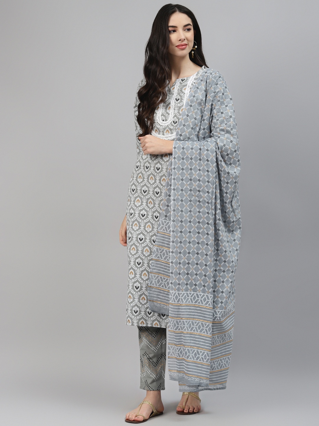 

Ginni Arora Label Women Grey Ethnic Motifs Printed Regular Pure Cotton Kurta with Trousers & With Dupatta