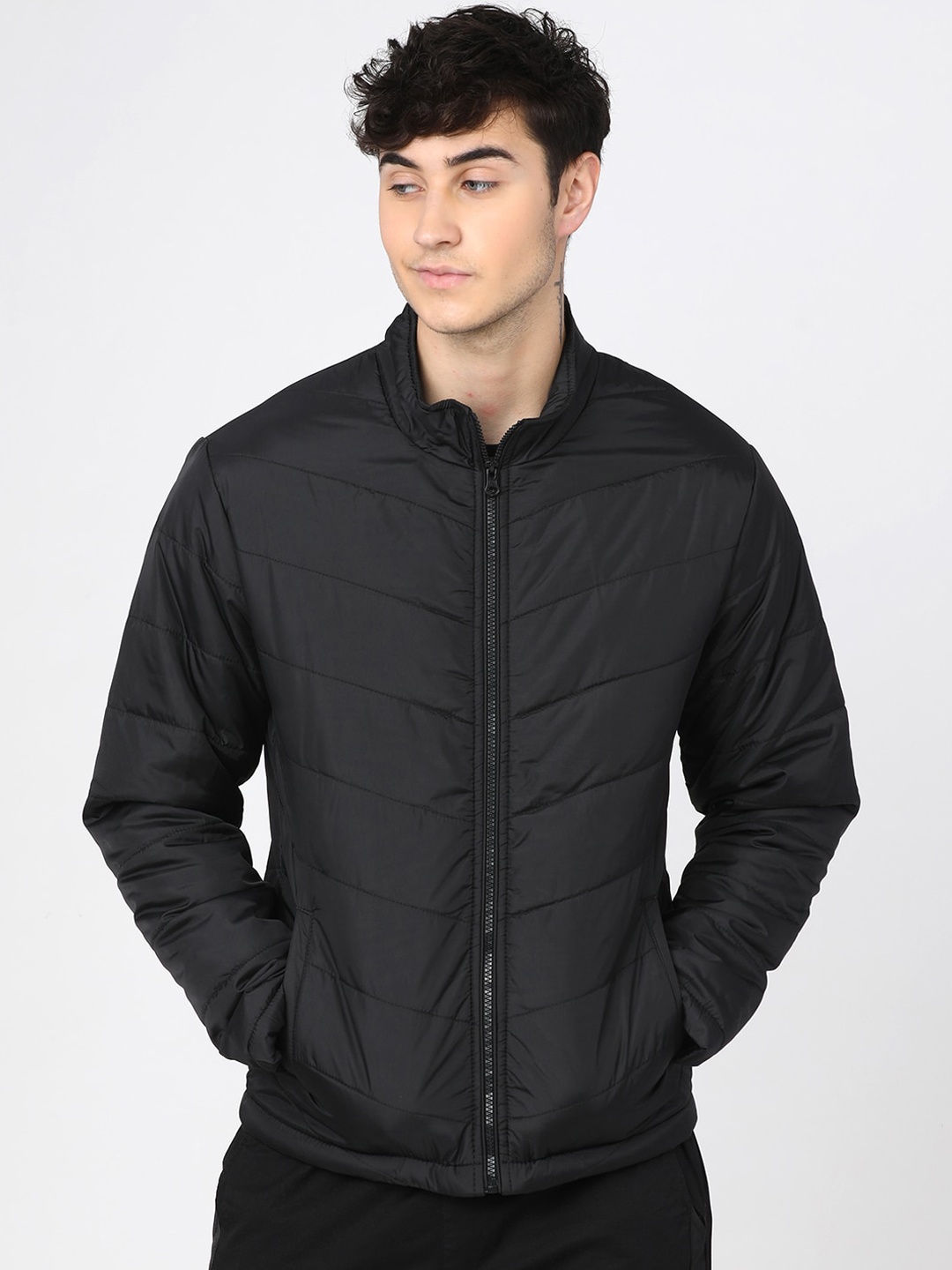 

HIGHLANDER Men Black Solid Padded Jacket