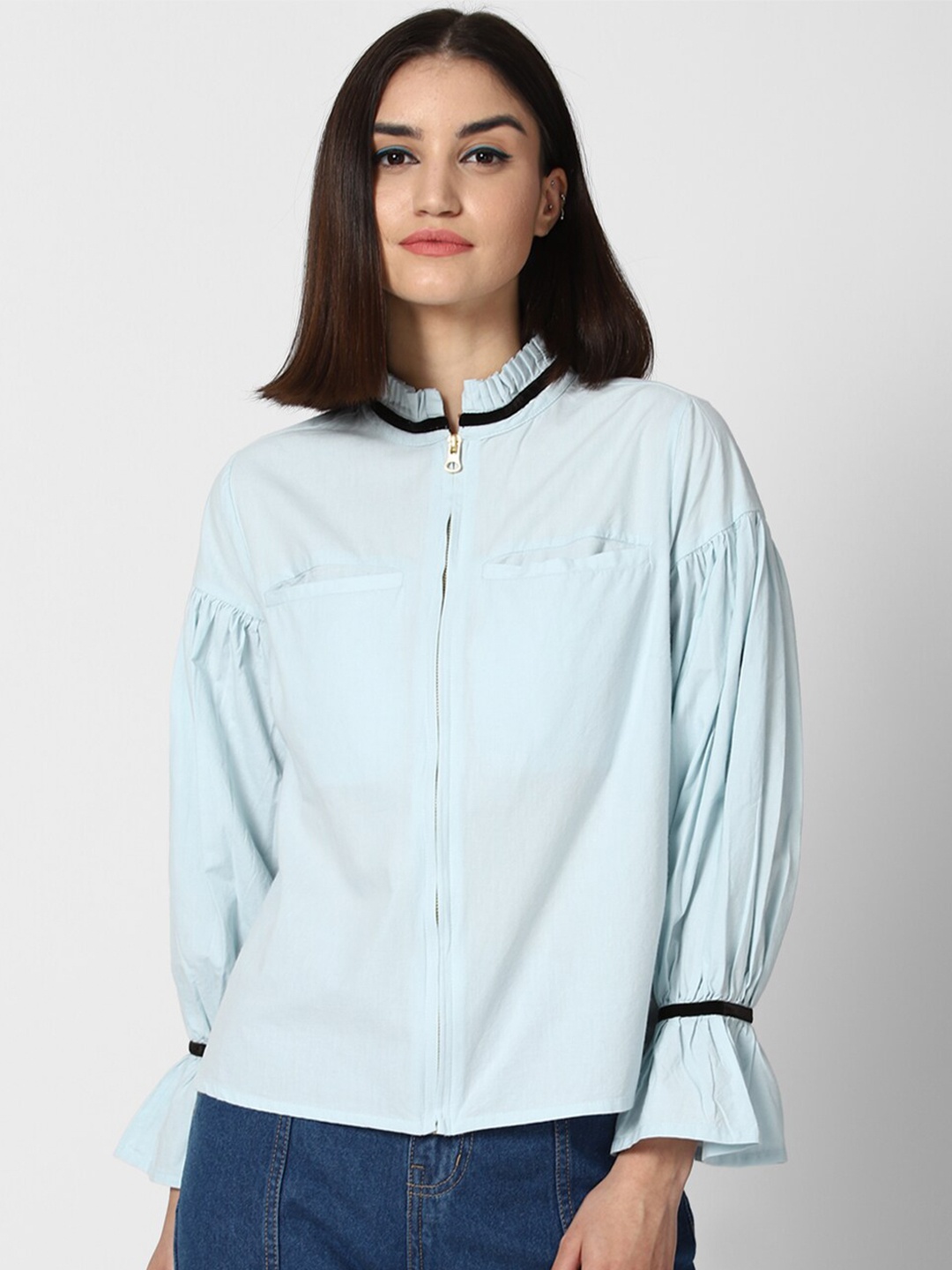 

FOREVER 21 Blue Shirt Style Top