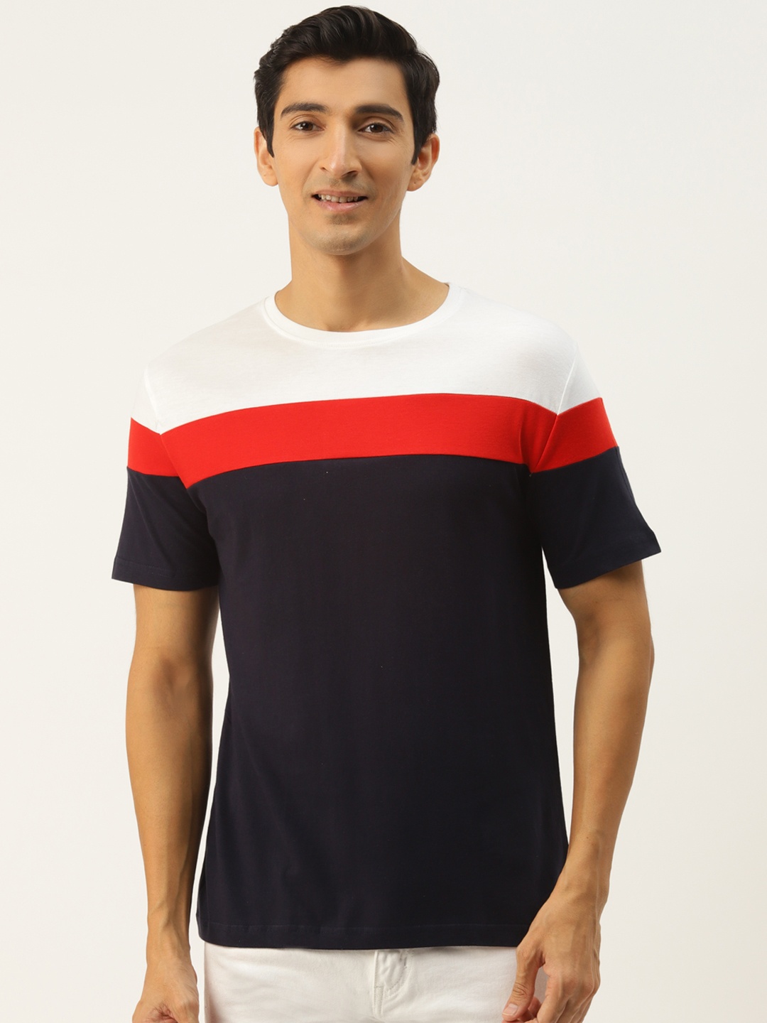 

Rodzen Men Navy Blue & White Striped Slim Fit T-shirt