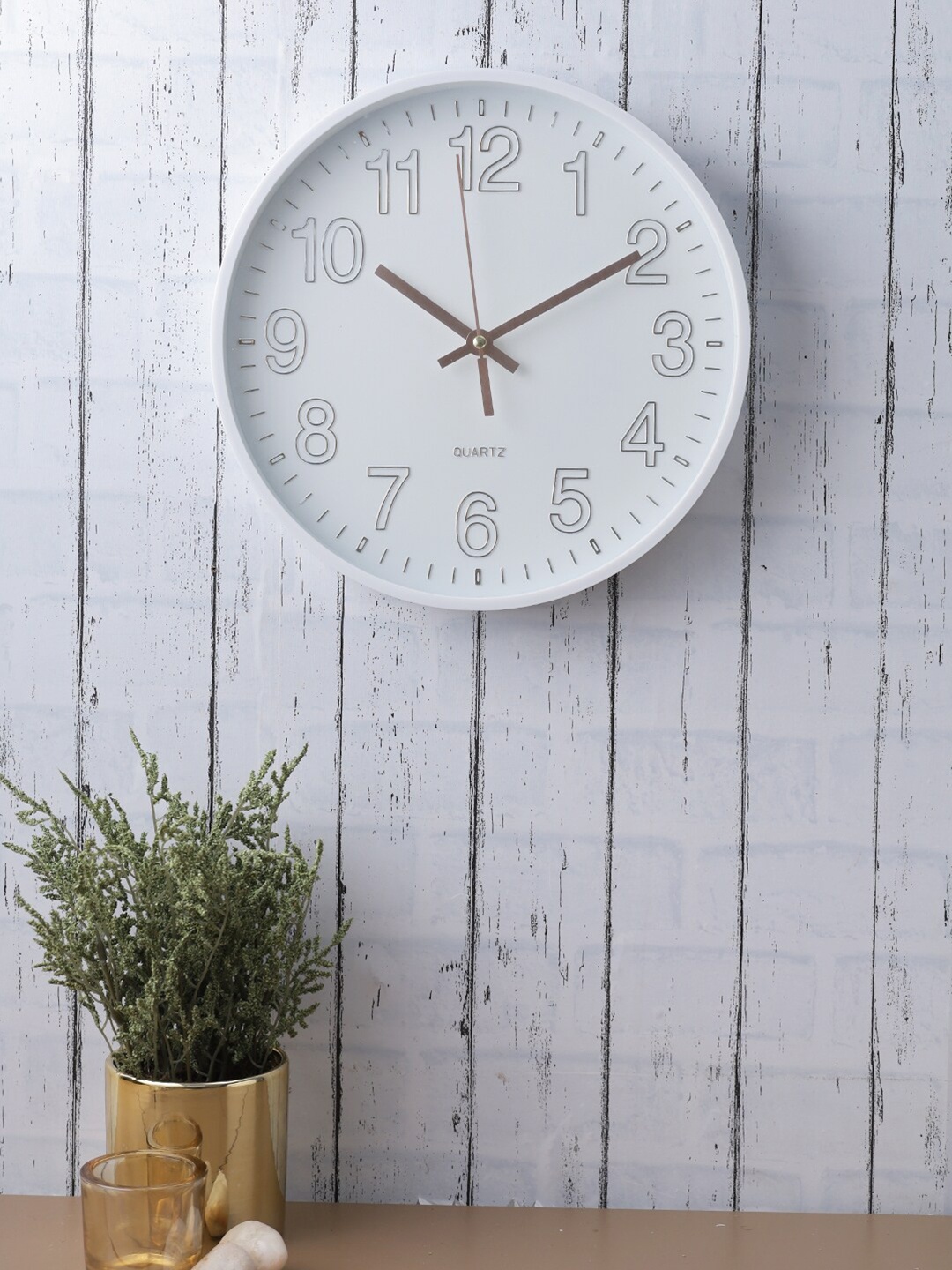 

House Of Accessories White & Beige Contemporary Wall Clock
