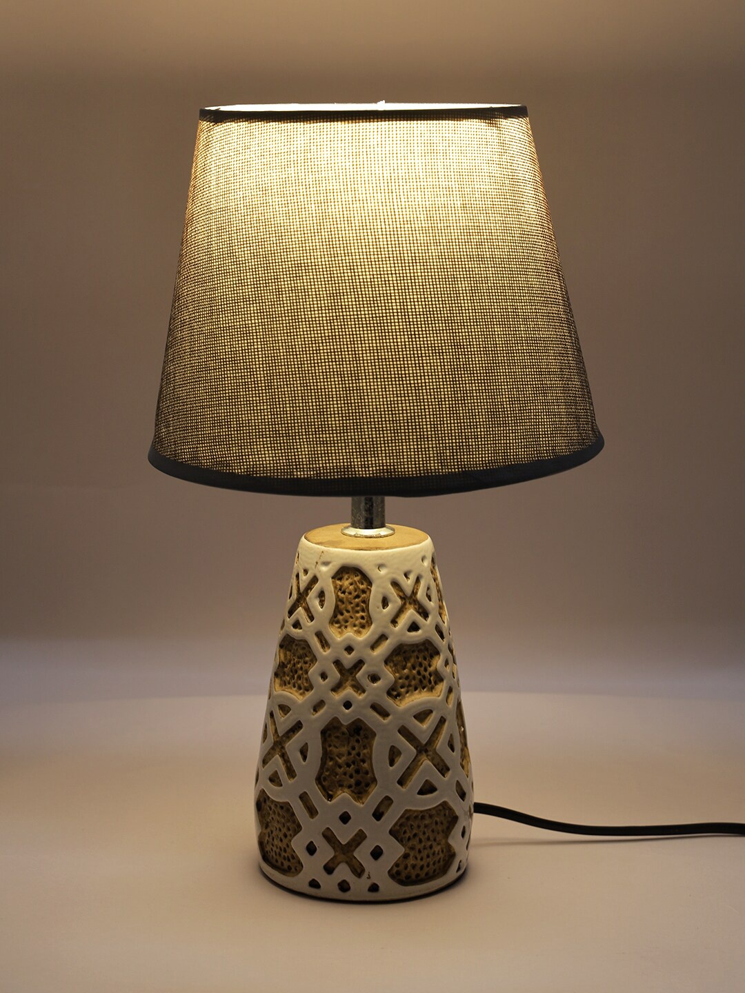 

TAYHAA Brown & White Ceramic Table Lamp with Shade