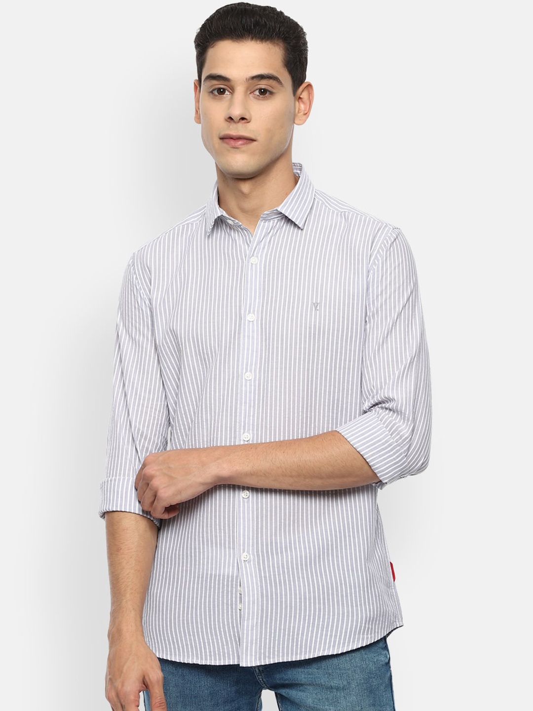 

V Dot Men Grey & White Slim Fit Opaque Striped Pure Cotton Casual Shirt