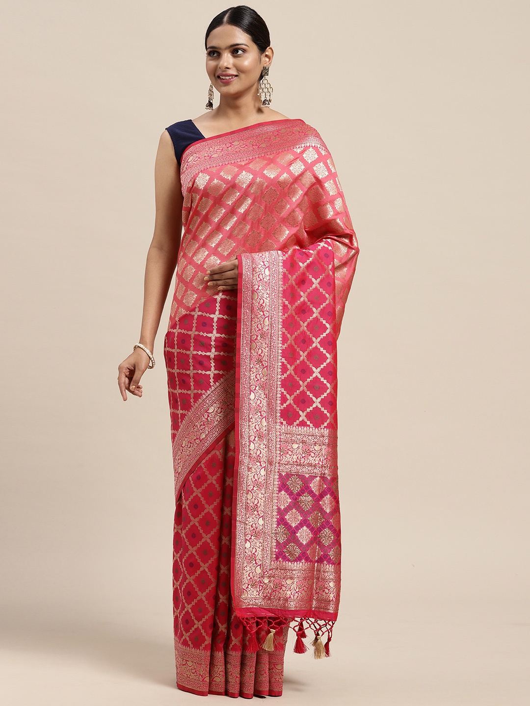 

MOHEY Pink & Silver Ethnic Motifs Saree
