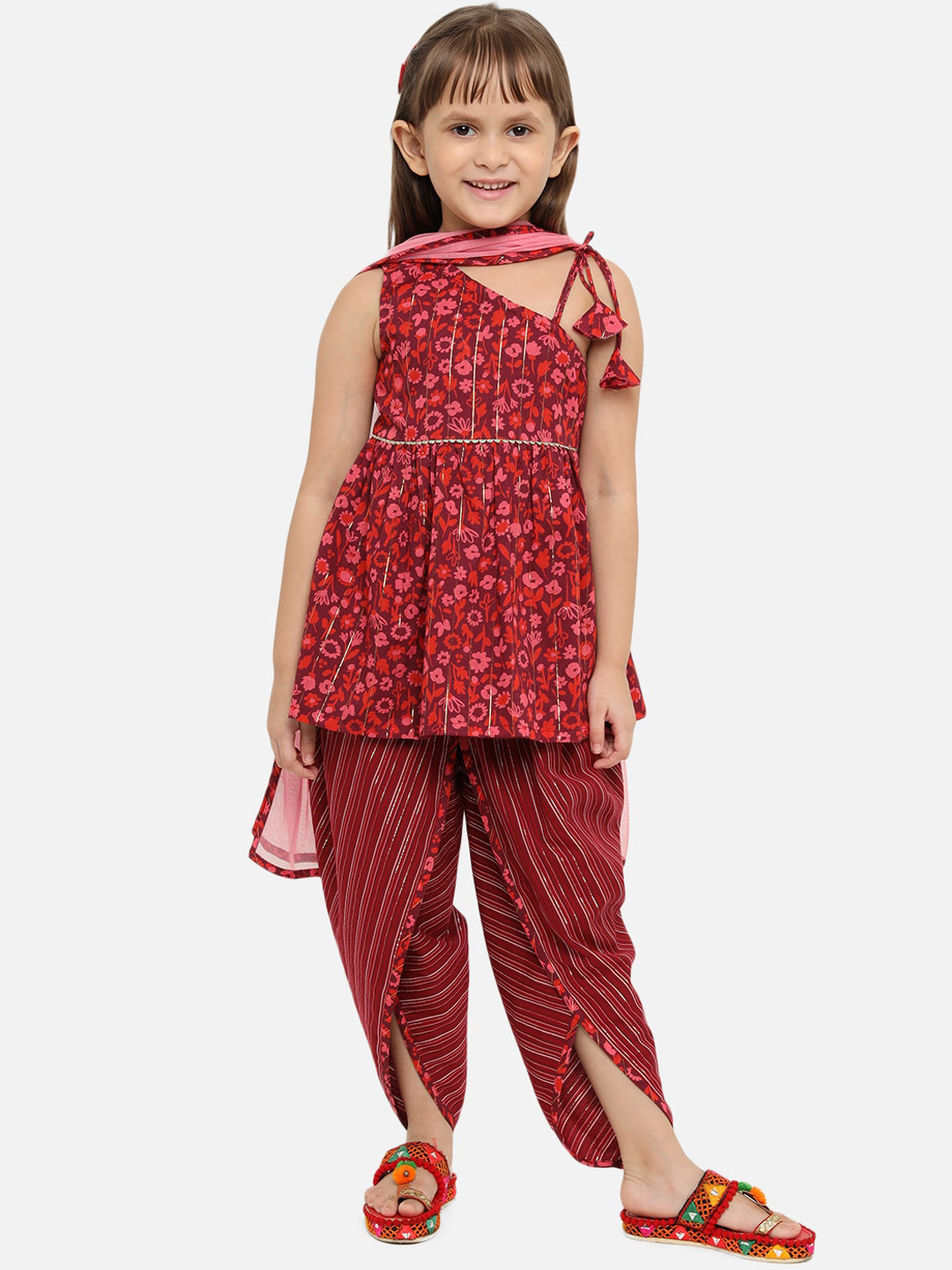 

Nauti Nati Girls Maroon Floral Printed Regular Pure Cotton Kurti with Dhoti Pants