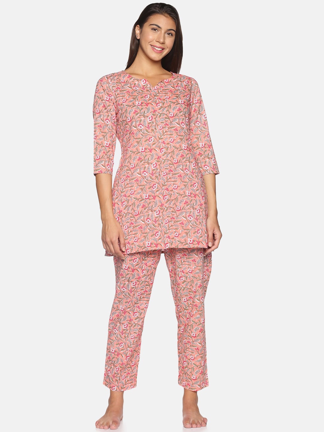 

Palakh Women Peach-Coloured & Green Cotton Printed Night suit