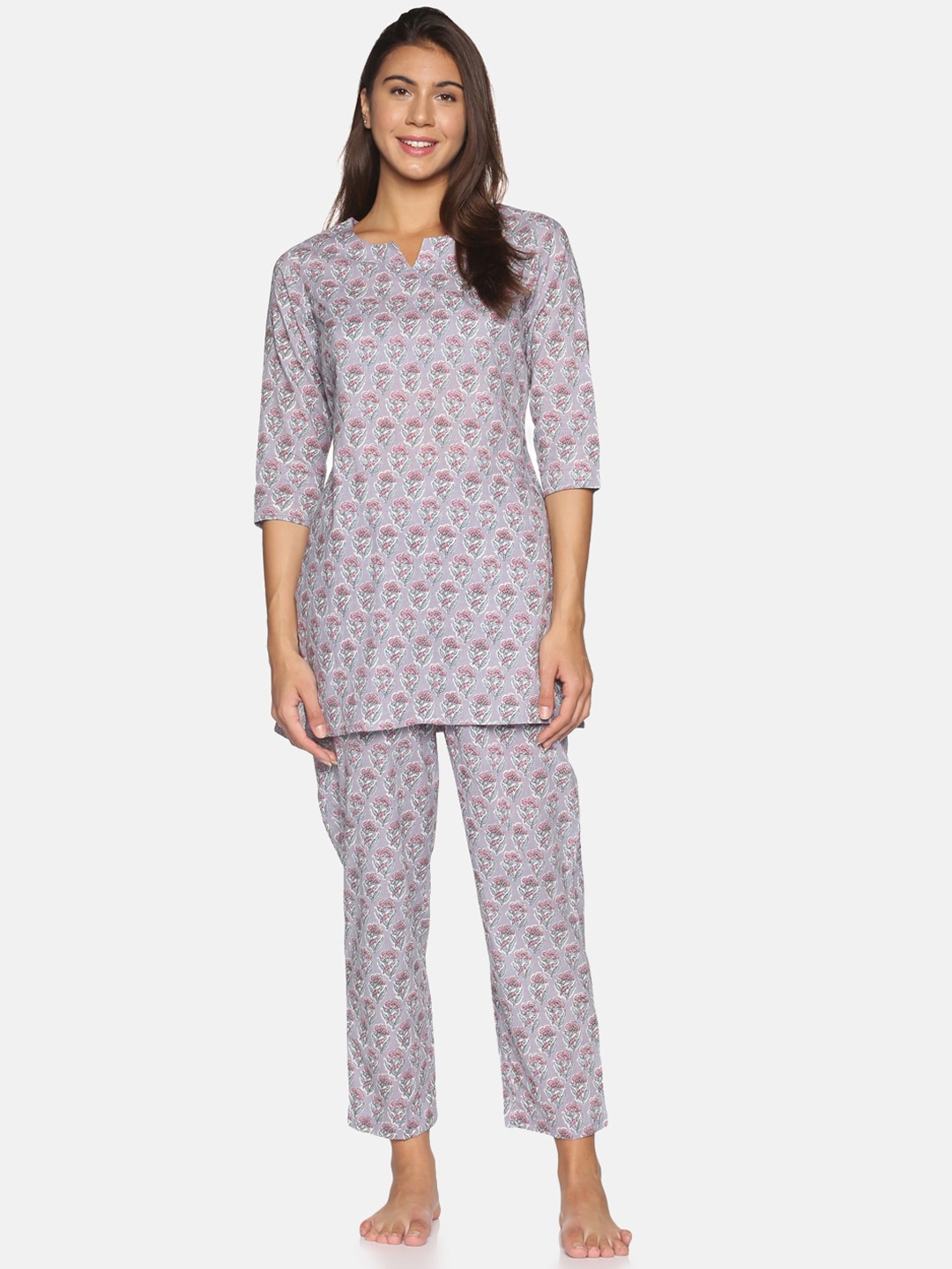 

Palakh Women Blue & Pink Printed Night suit