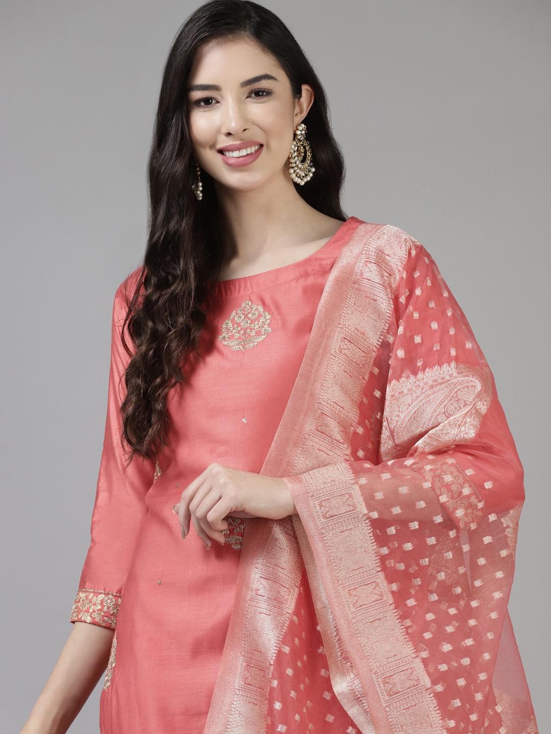 

Indo Era Women Pink & Golden Ethnic Motifs Embroidered Sequinned Kurta Set