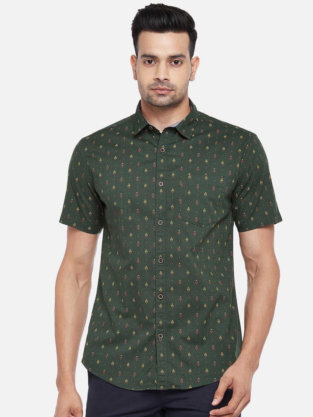 

BYFORD by Pantaloons Men Olive Green Slim Fit Printed Casual Shirt