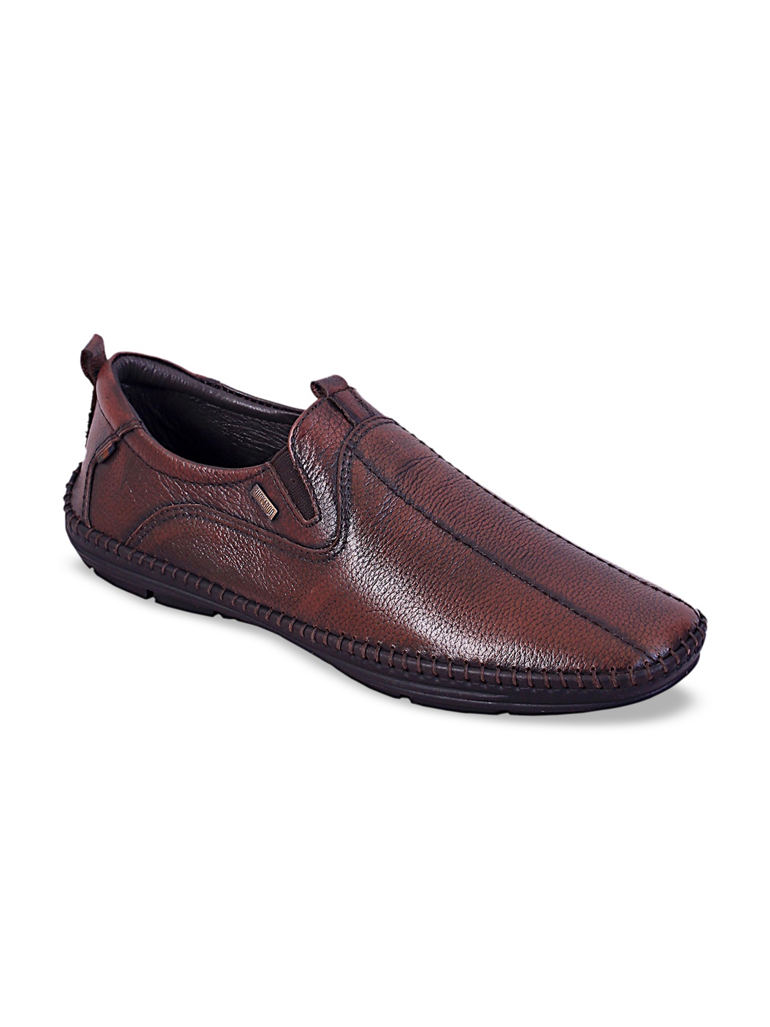 

Buckaroo Men Brown Textured Leather Slip-On Sneakers