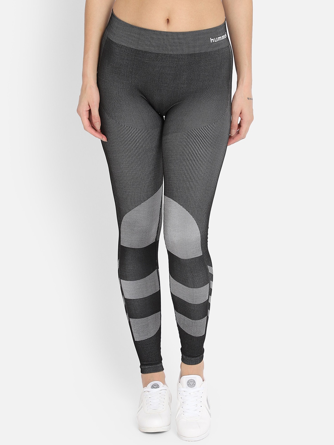 

hummel Women Grey Melange & Black Printed Tights
