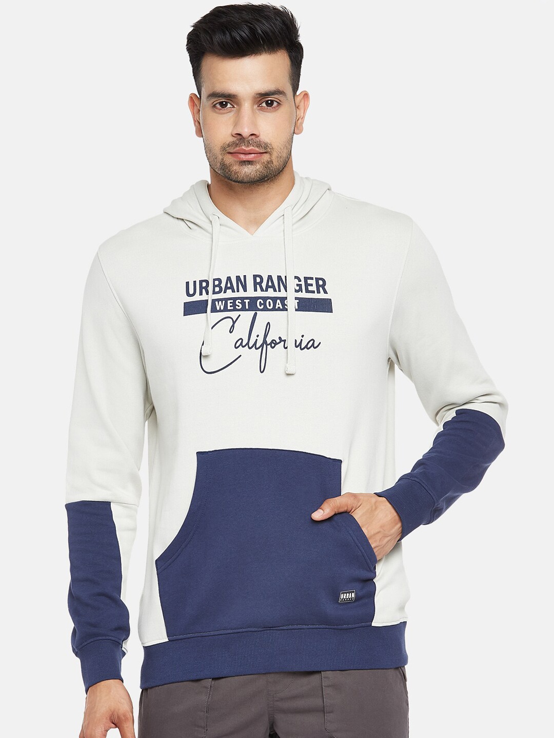 

Urban Ranger by pantaloons Men Off White Printed Pure Cotton Hooded Sweatshirt