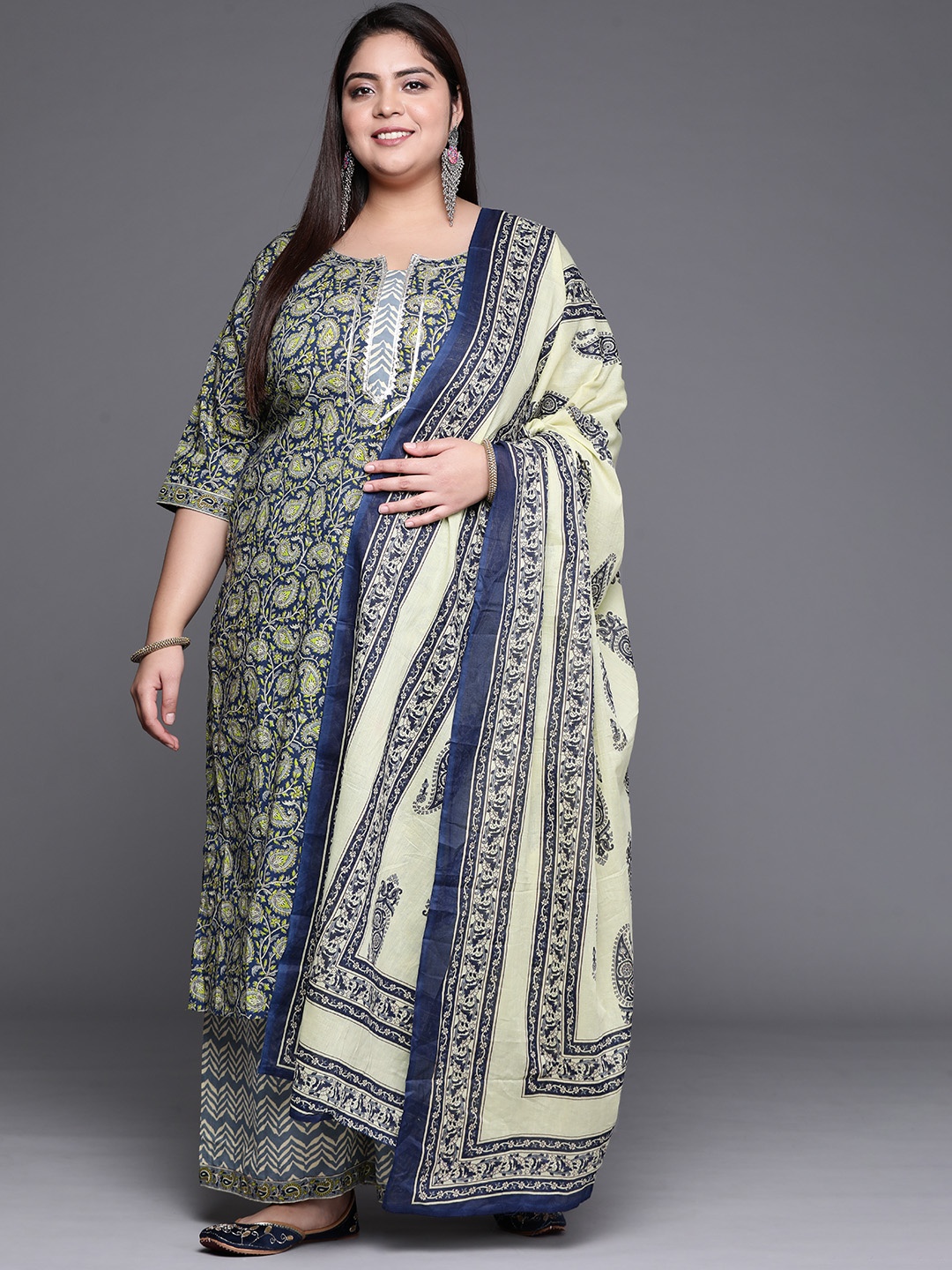 

EXTRA LOVE BY LIBAS Women Plus Size Navy Blue & Green Printed Pure Cotton Kurta Set