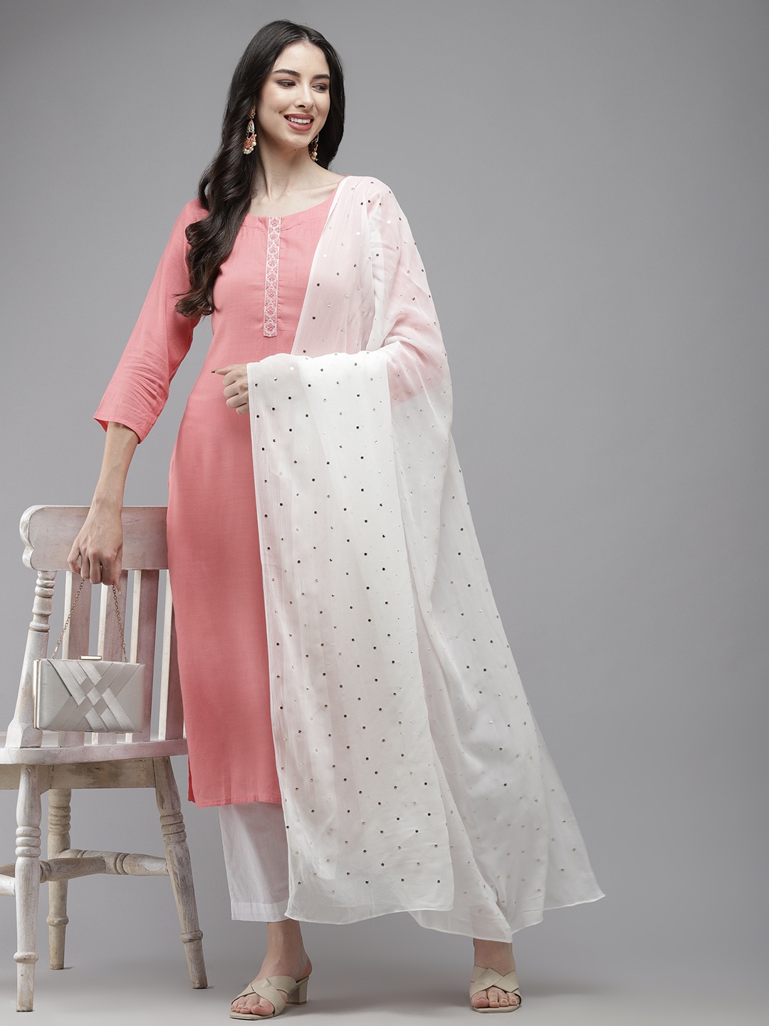 

ADA White Hand Embroidered White Viscose Georgette Chikankari Dupatta with Mukaish