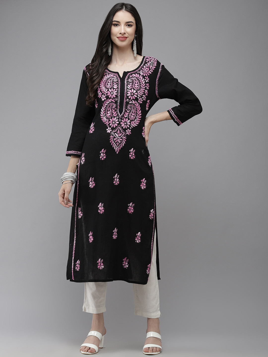 

ADA Women Black & Mauve Ethnic Motifs Embroidered Thread Work Handloom Kurta