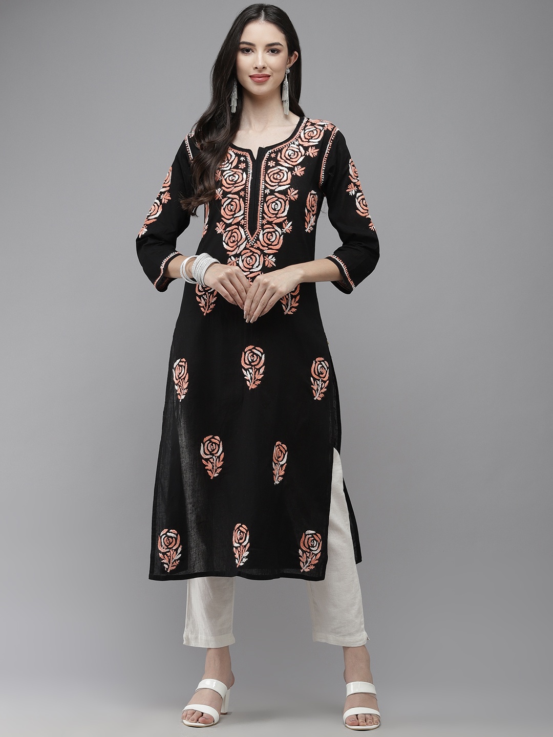 

ADA Women Black & Peach-Coloured Ethnic Motifs Embroidered Thread Work Handloom Handloom Kurta