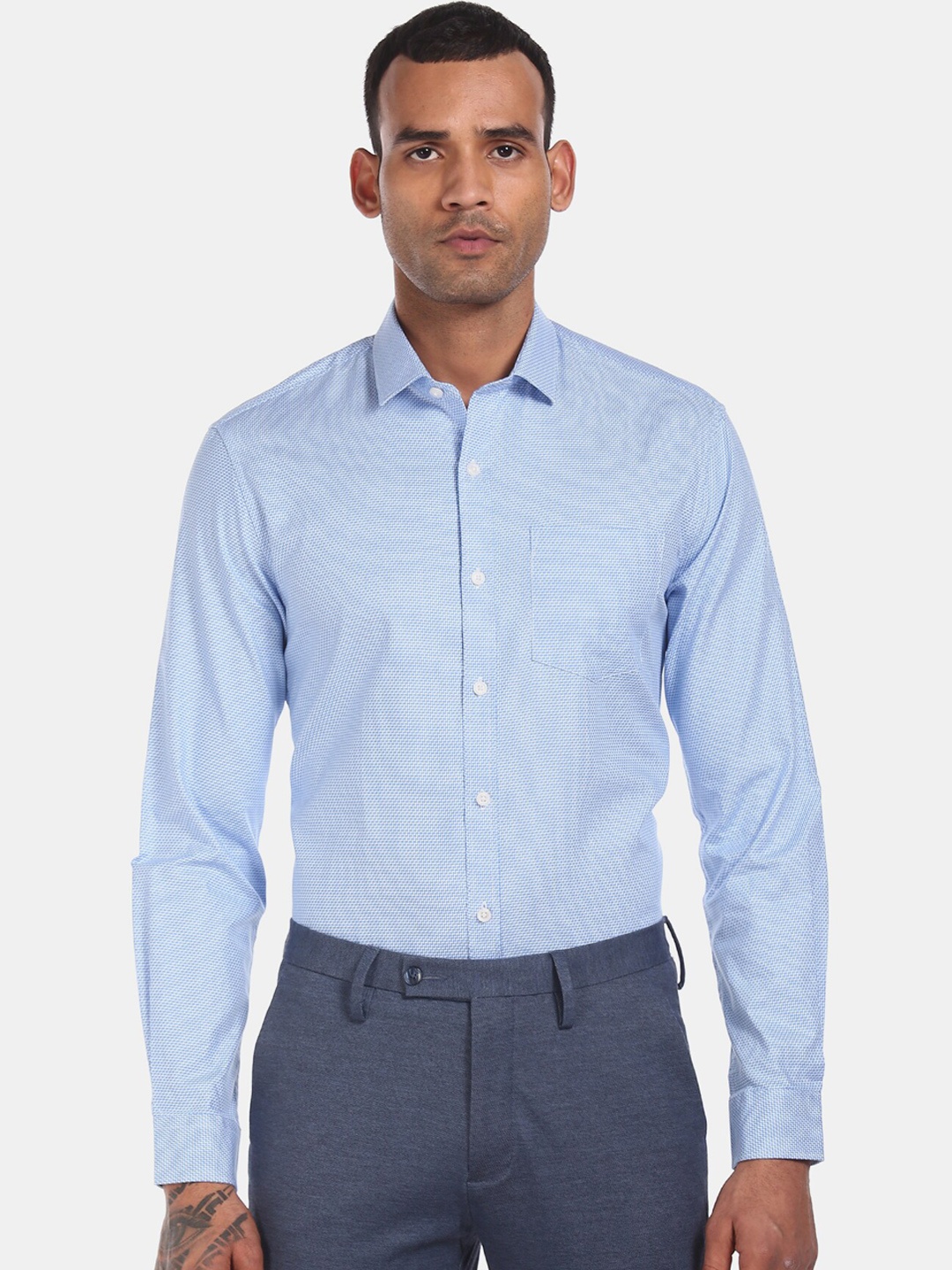 

Excalibur Men Blue Opaque Printed Pure Cotton Formal Shirt