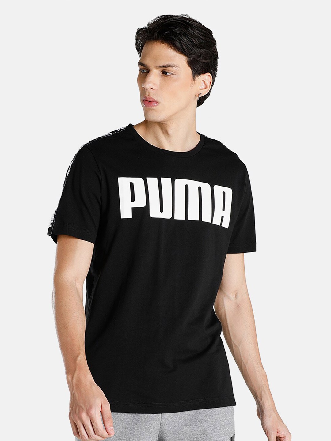 

Puma Men Black & White Brand Logo Printed T-shirt