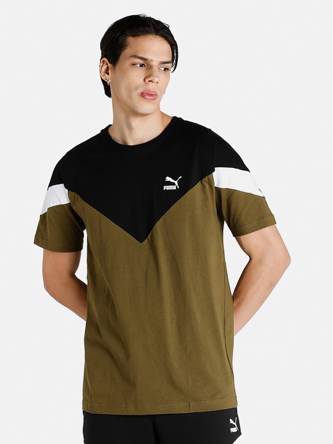 

Puma Men Brown & White Colourblocked T-shirt