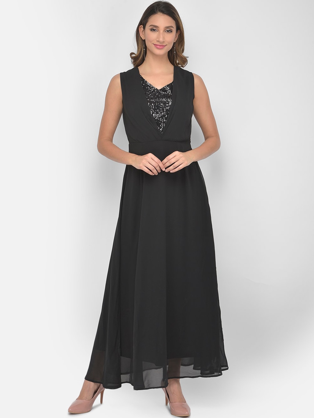 

Latin Quarters Black Maxi Dress