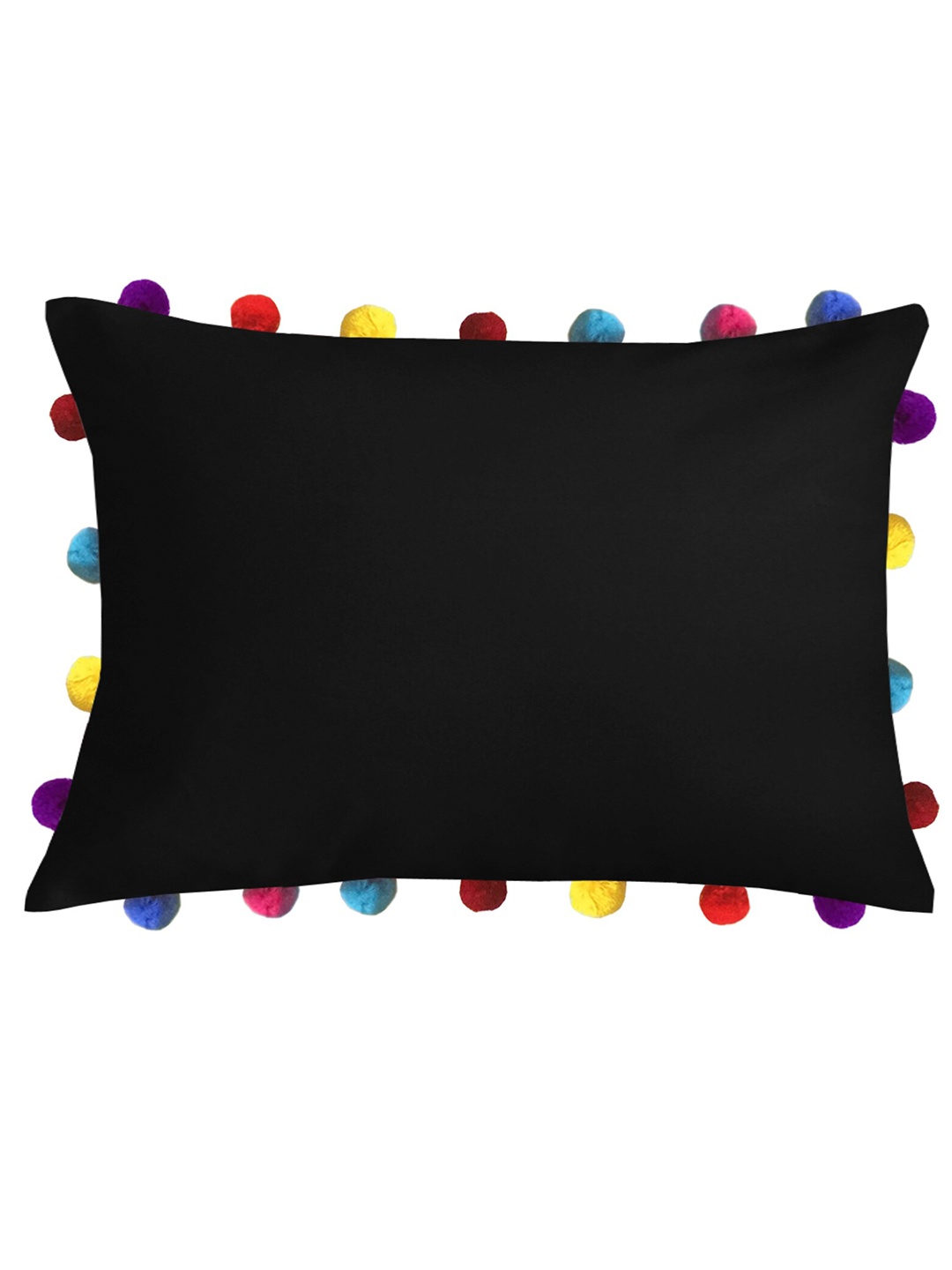

Lushomes Black Rectangle Cushion Cover