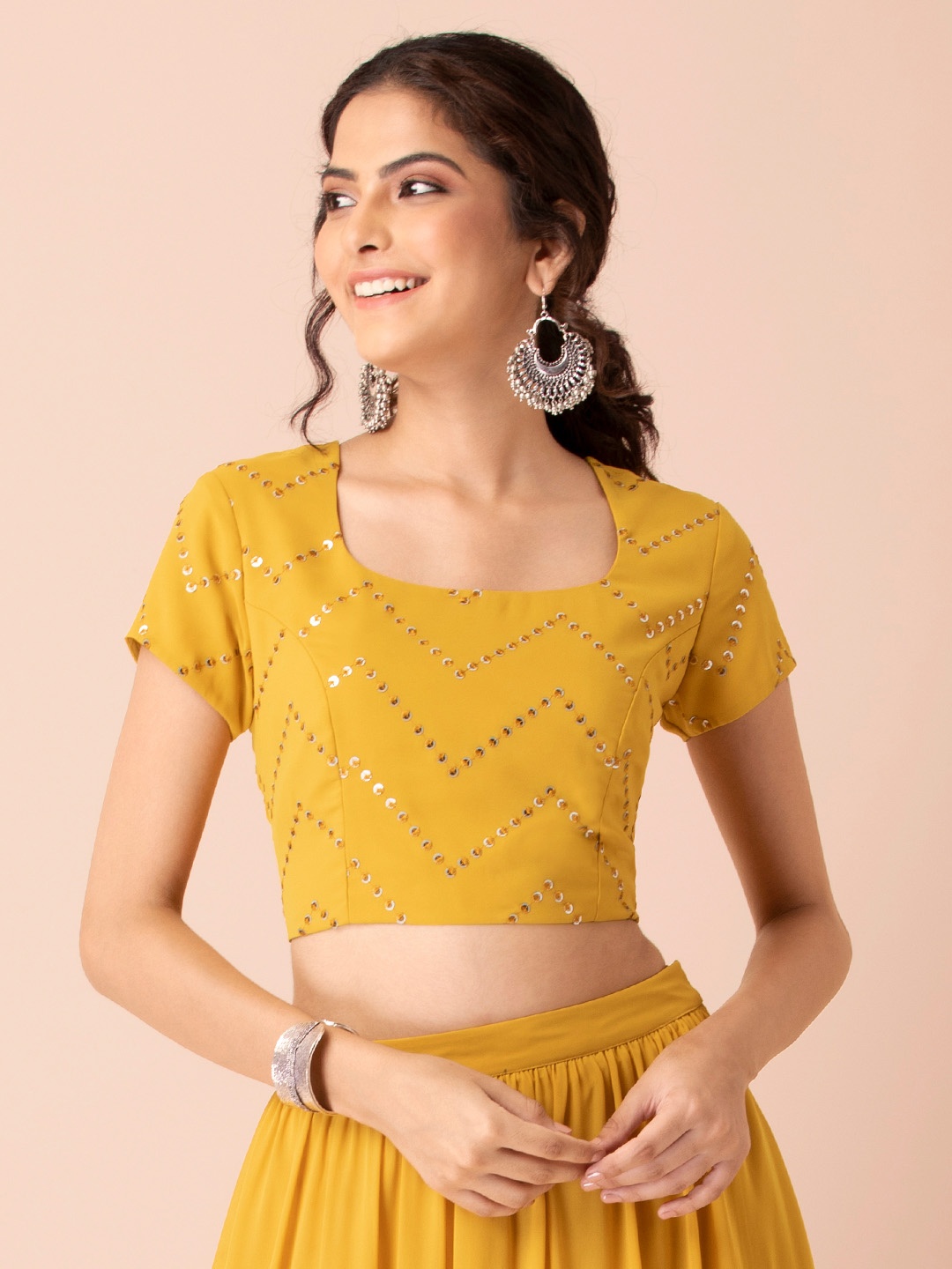 

Rang by Indya Shraddha Kapoor Yellow & Gold-Toned Geometric Embellished Regular Crop Top