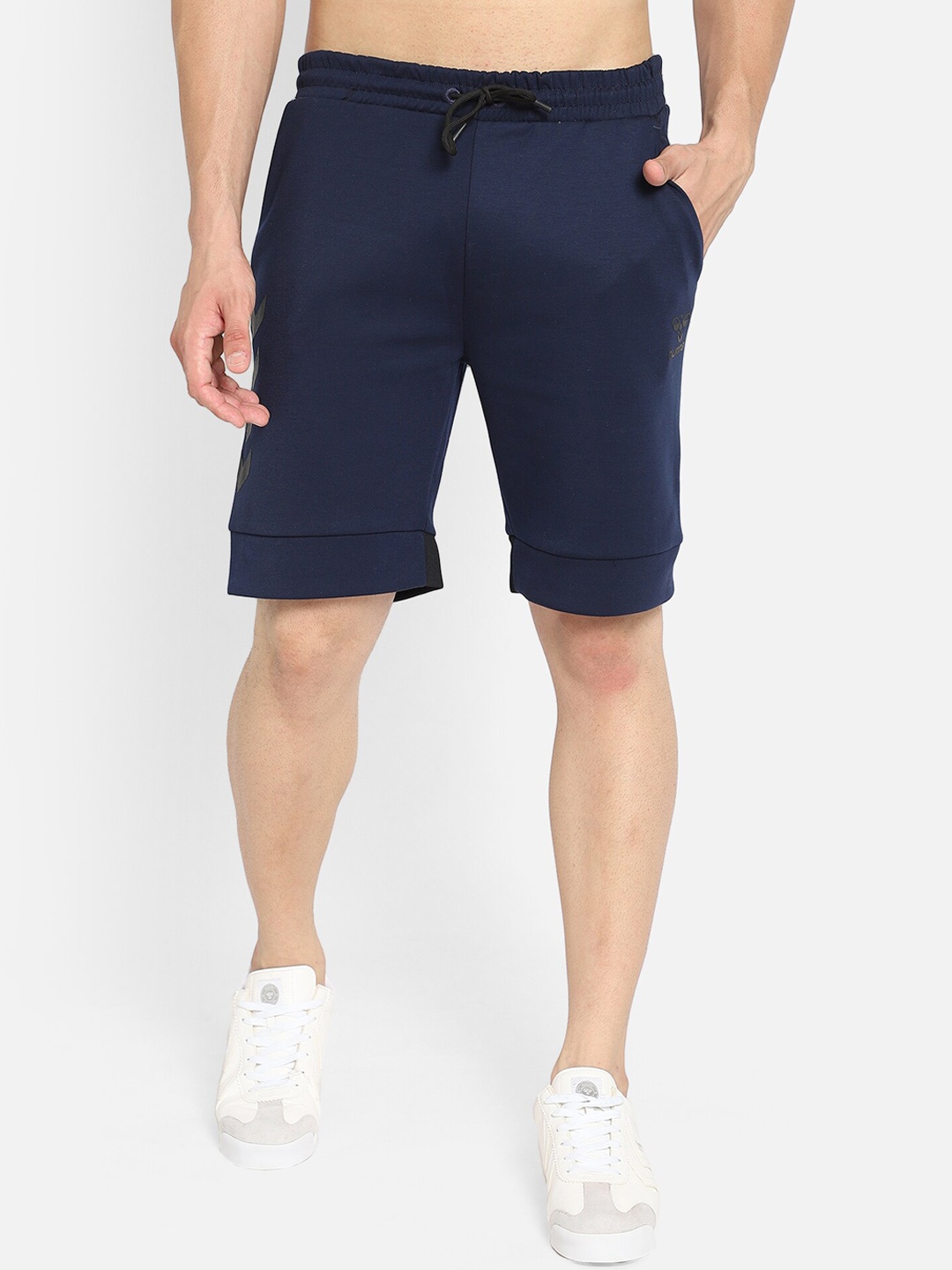 

hummel Men Navy Blue Solid Sports Shorts