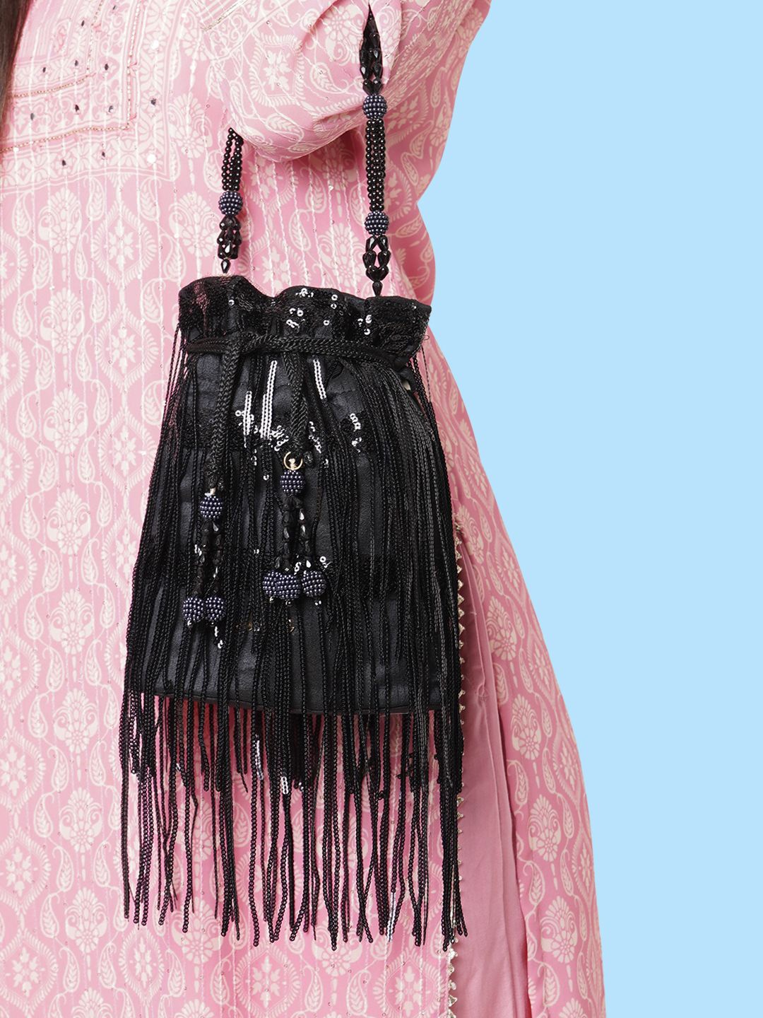 

Lavie Feya Black Sequinned Potli