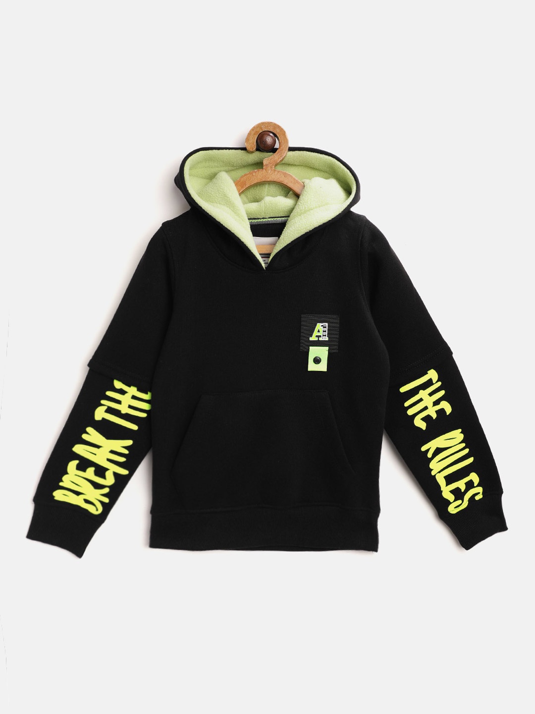 

TAB91 Boys Black & Fluorescent Green Printed Detail Hooded Sweatshirt