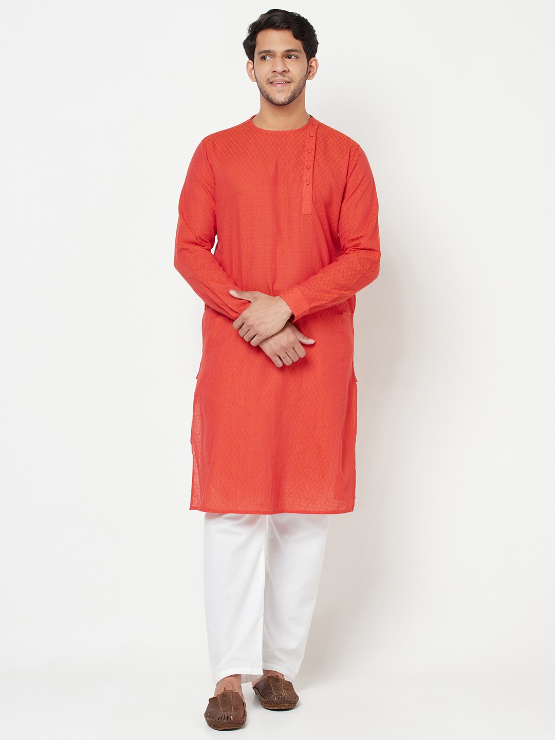 

Fabindia Men Orange & Pink Slim-Fit Pure Cotton Kurta