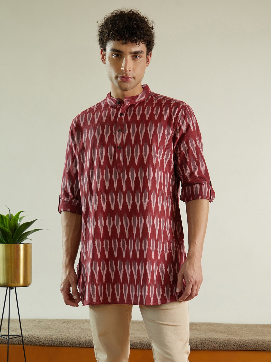 

Fabindia Men Maroon & Off White Ethnic Motifs Printed Slim-Fit Pure Cotton Kurta
