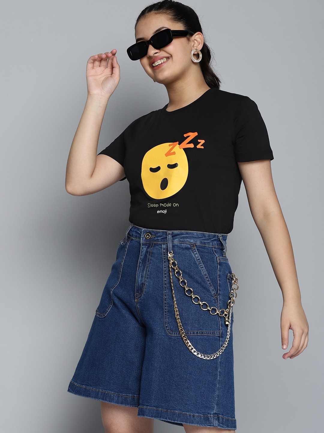 

Kook N Keech Emoji Teens Girls Black & Mustard Yellow Graphic Printed Cotton T-shirt
