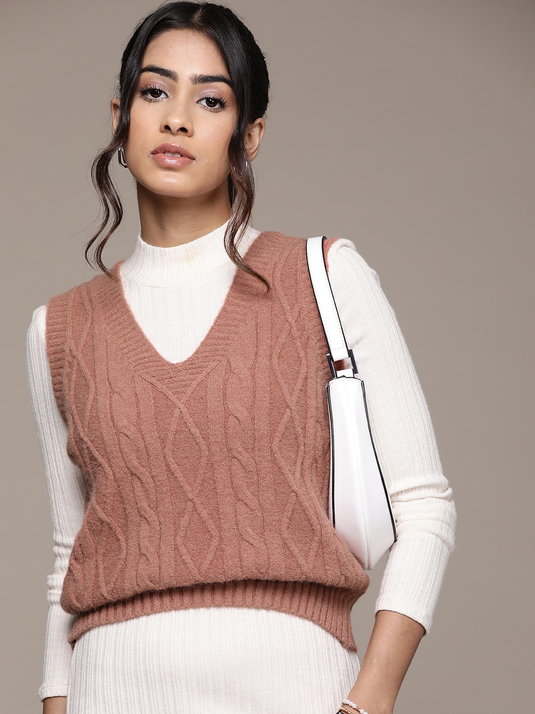 

URBANIC Women Cable Knit Sweater Vest, Rust