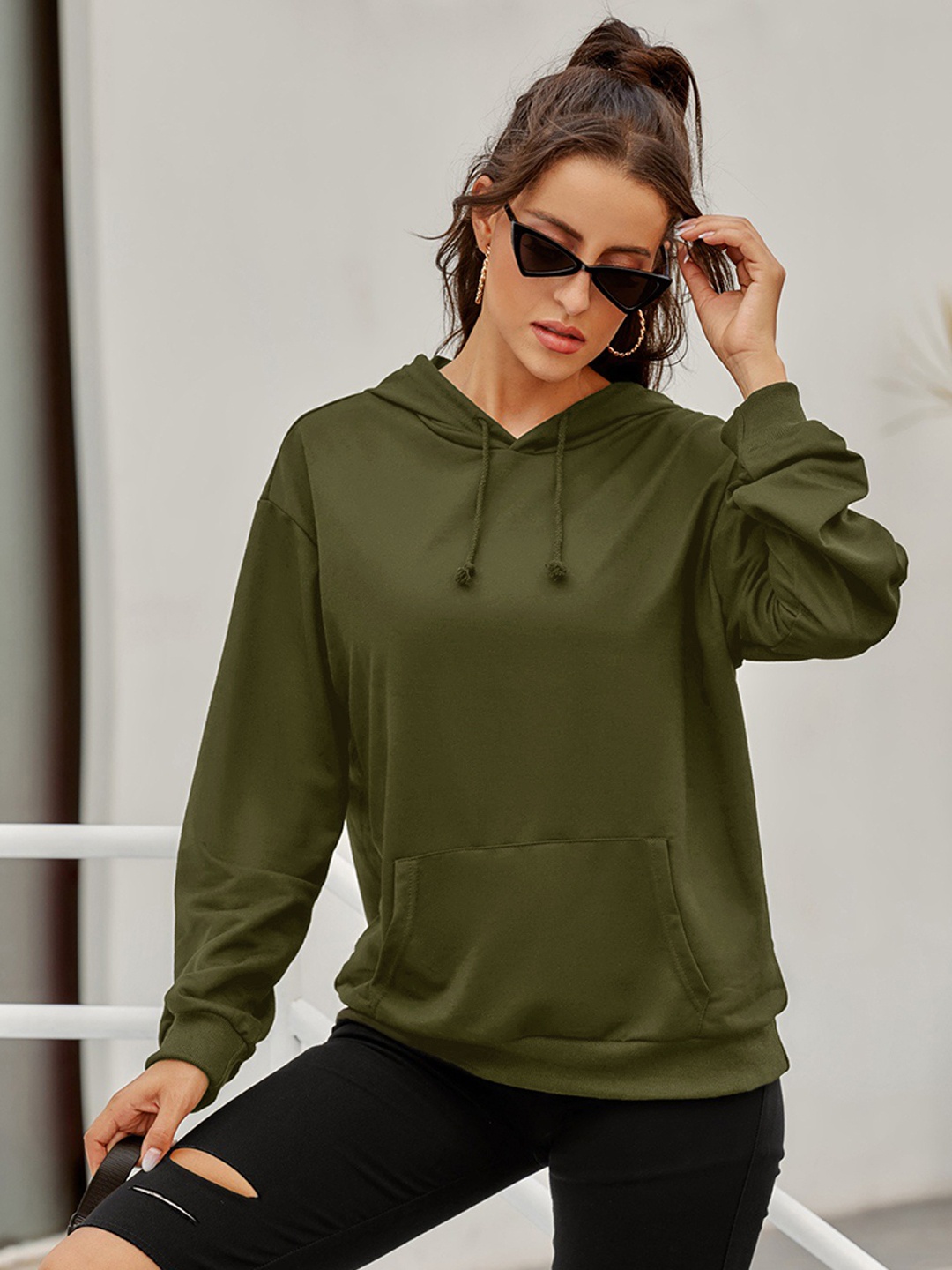 

URBANIC Women Olive Green & White Back Graphic Printed Longline Hooded Sweatshirt