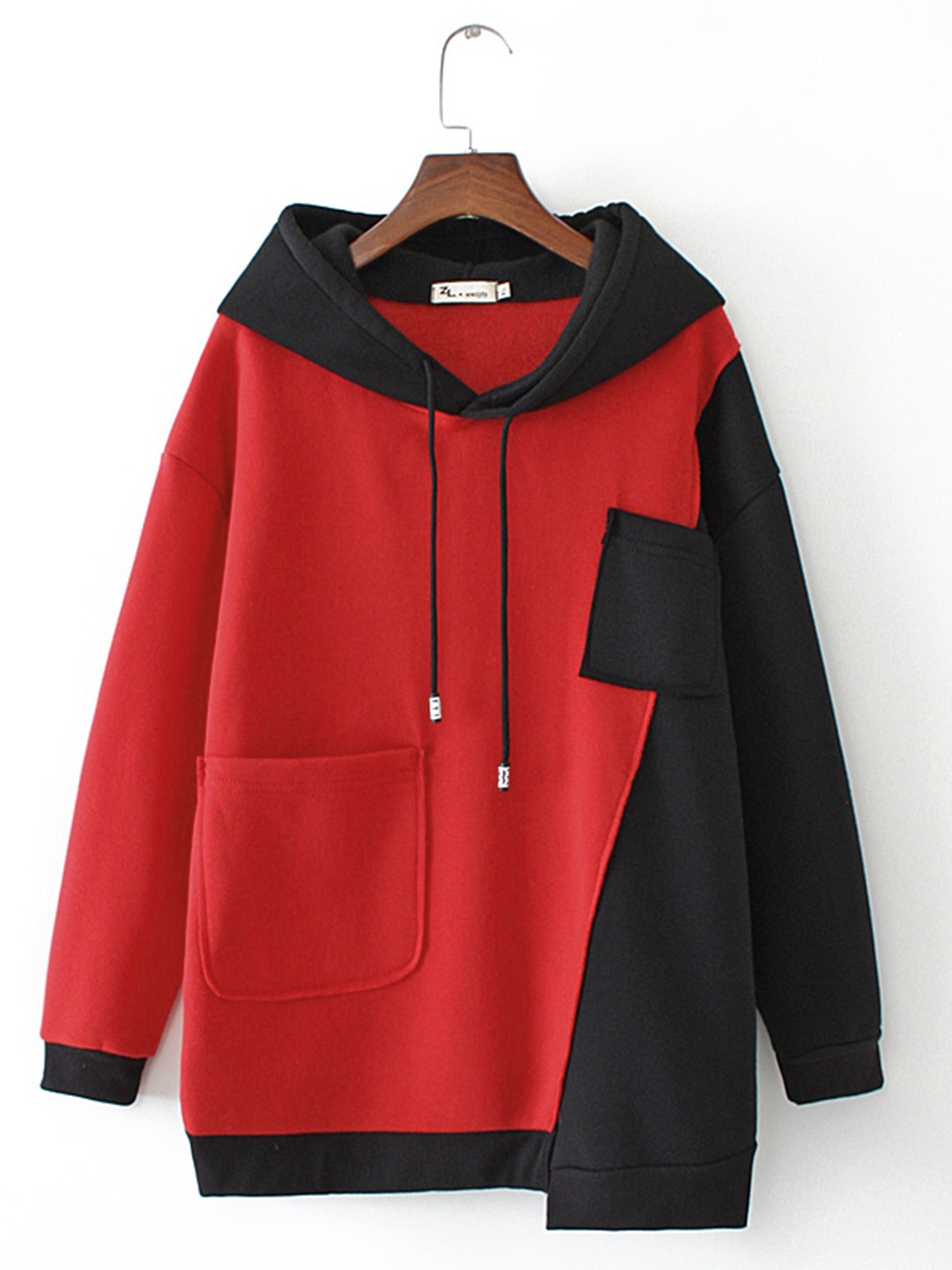 

URBANIC Women Plus Size Red & Black Colourblock Oversized Patch Pocket Hooded Sweatshirt