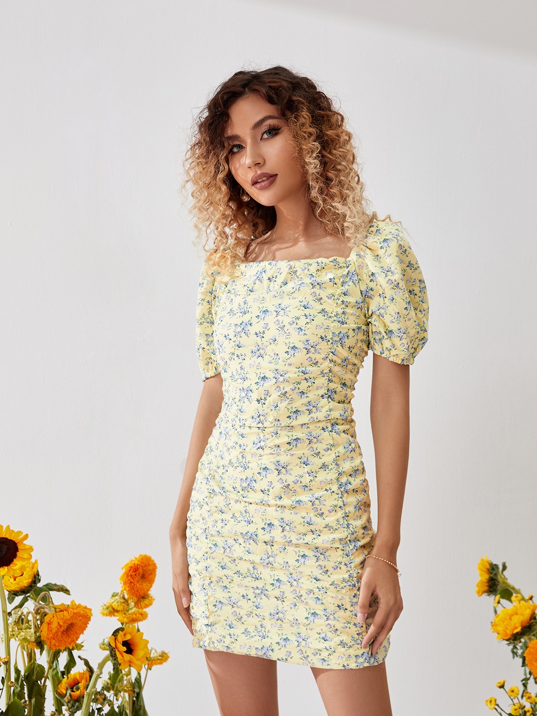 

URBANIC Cream-Coloured & Blue Ditsy Floral Mini Bodycon Dress