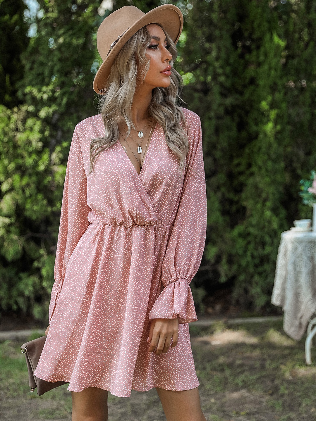 

URBANIC Pink & White Ditsy Printed Ruched A-Line Dress