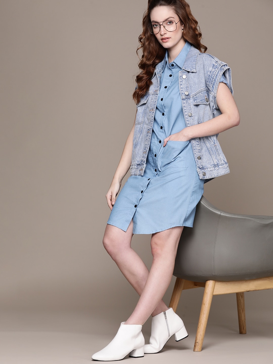 

URBANIC Women Blue Pure Cotton Pocket detailing Shirt Dress