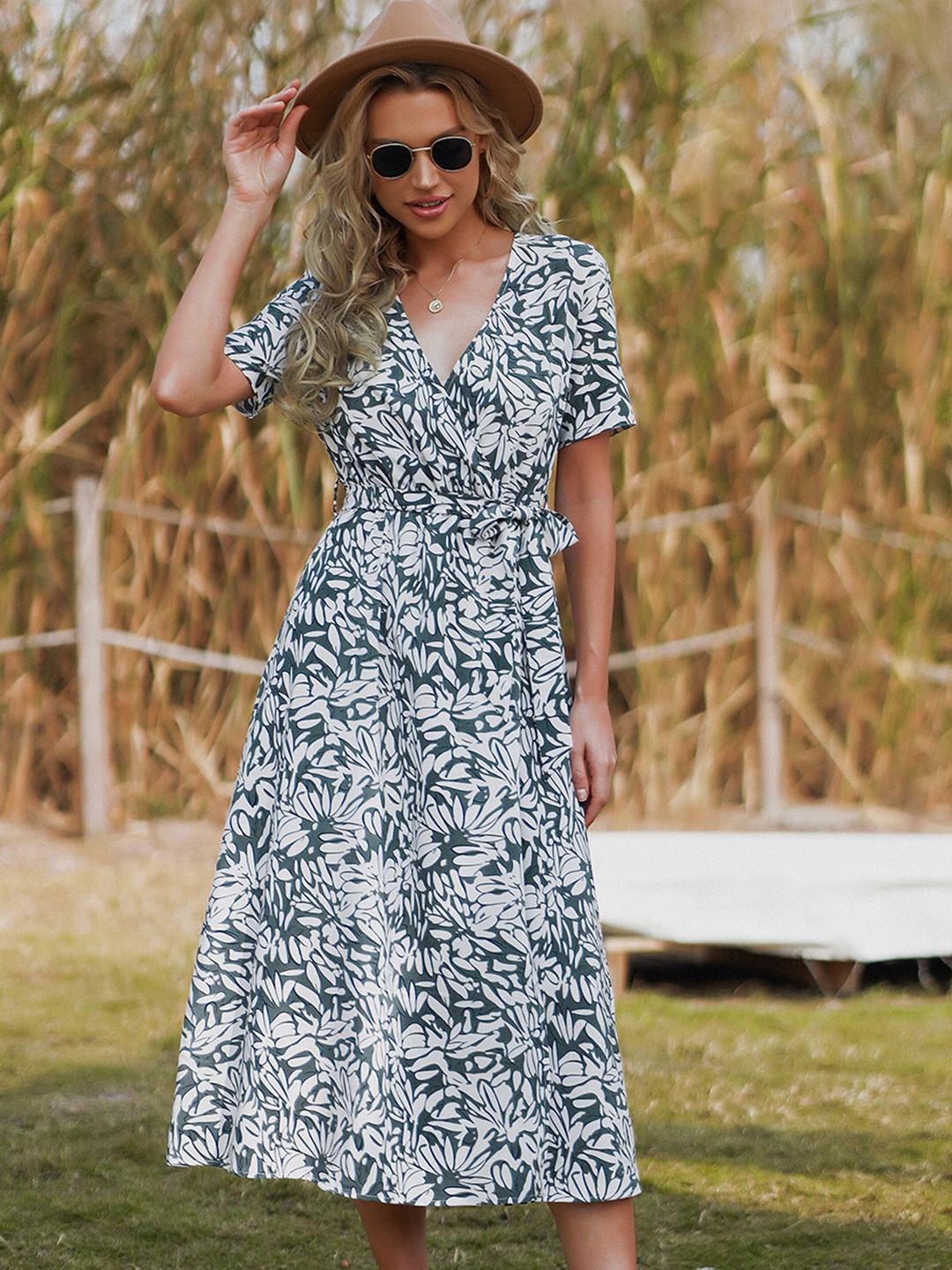 

URBANIC Teal Blue & Off-White Floral A-Line Dress