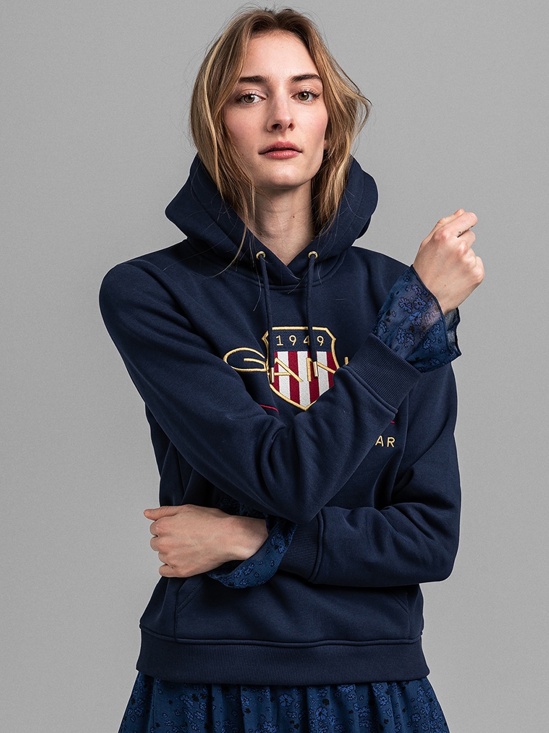 

GANT Women Blue Embroidered Hooded Sweatshirt