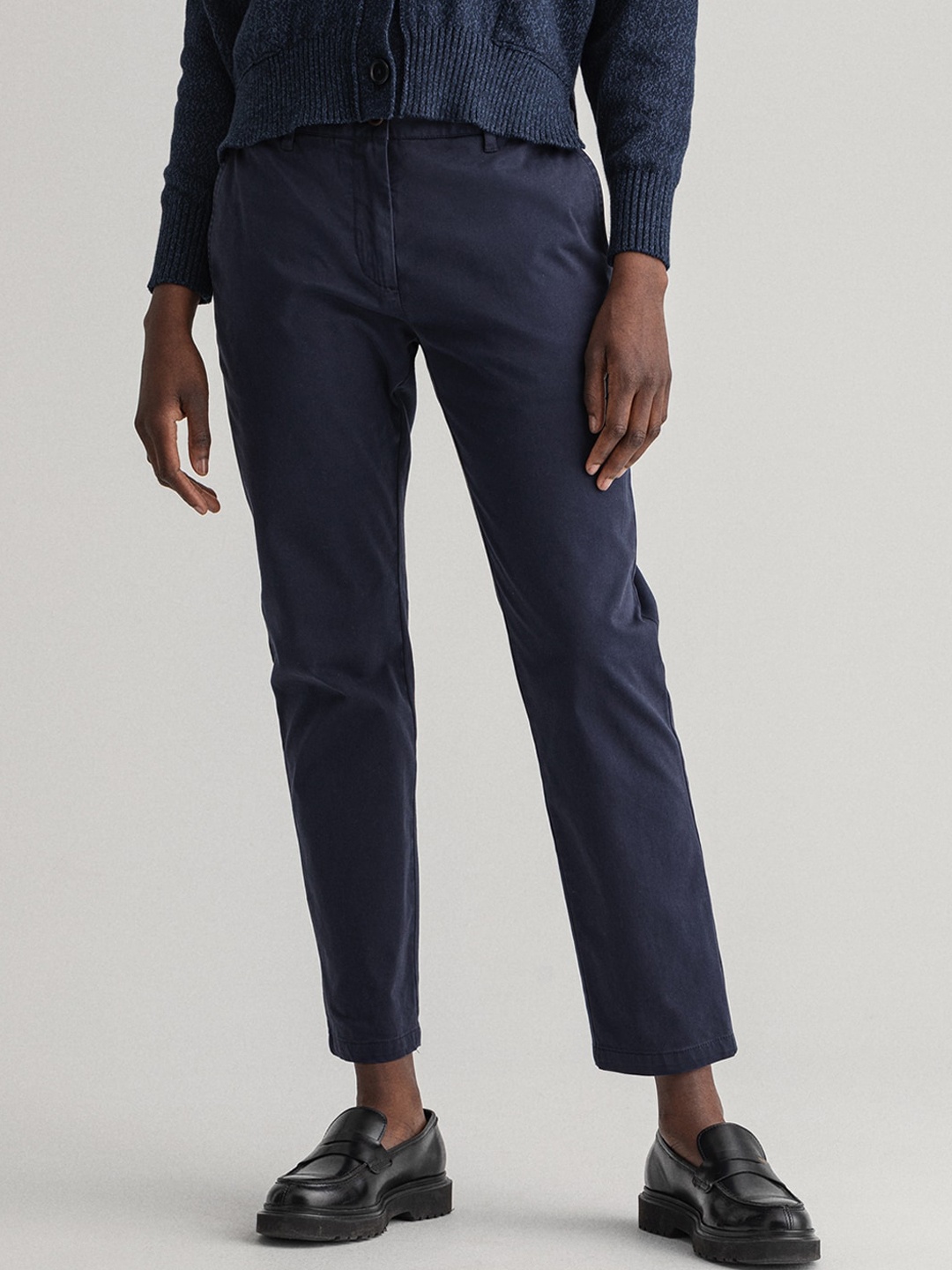 

GANT Women Blue Slim Fit Trousers