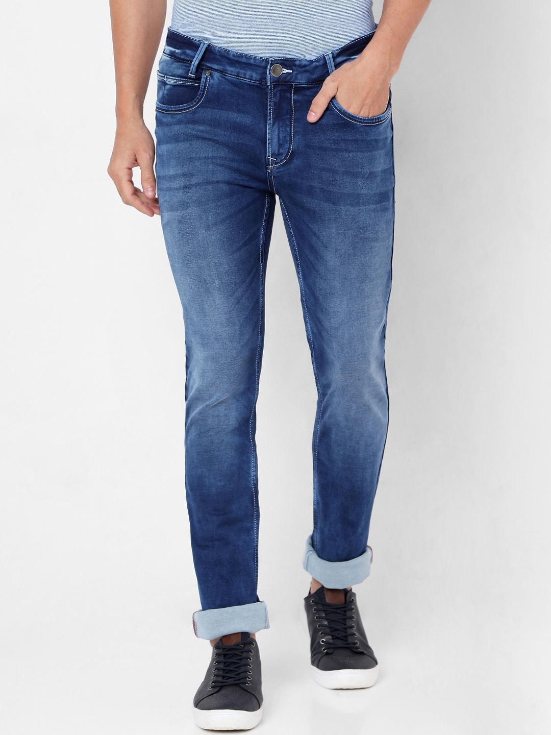 

Mufti Men Blue Heavy Fade Stretchable Jeans