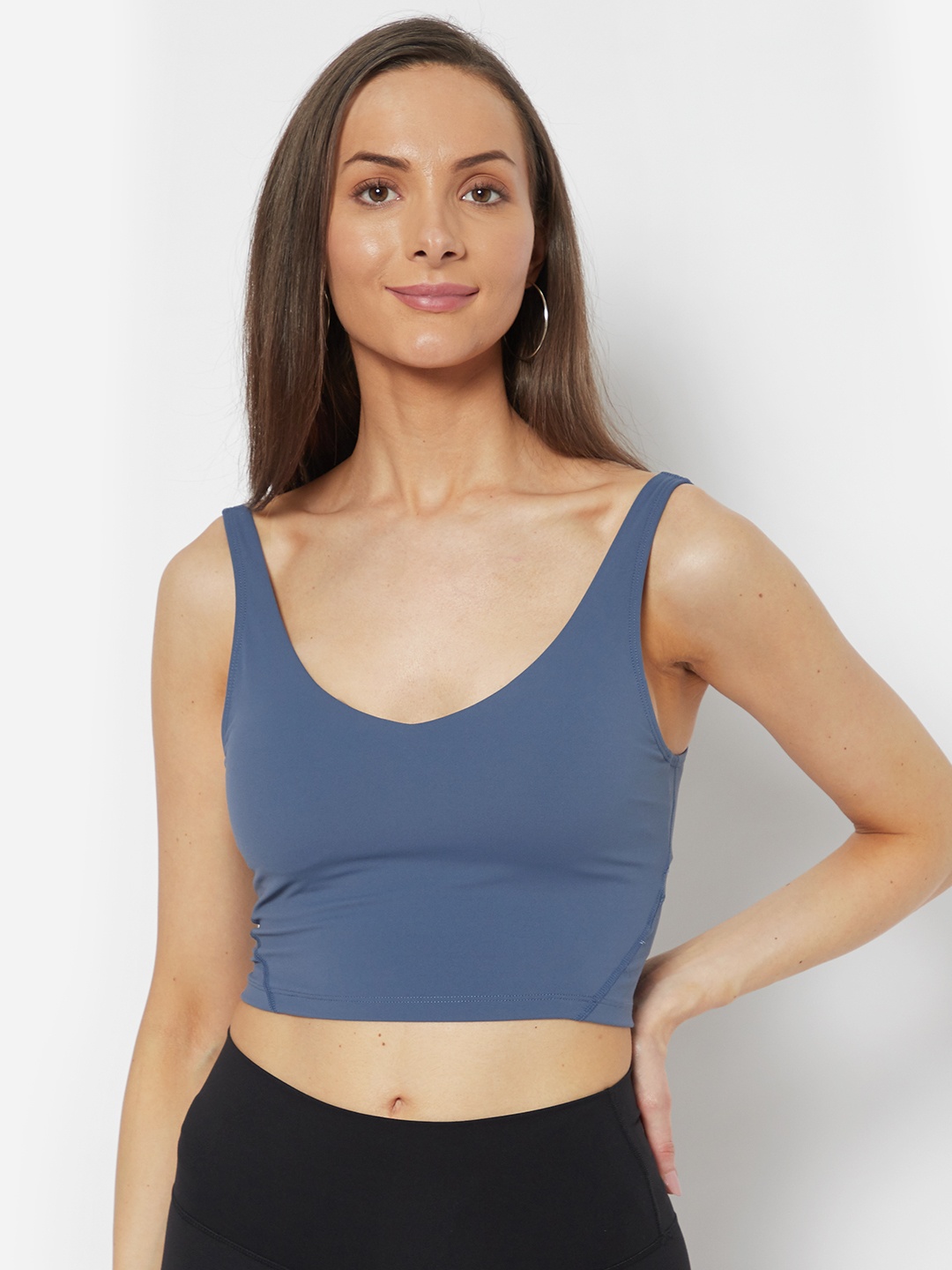 

URBANIC Blue Solid Cropped Fitted Top
