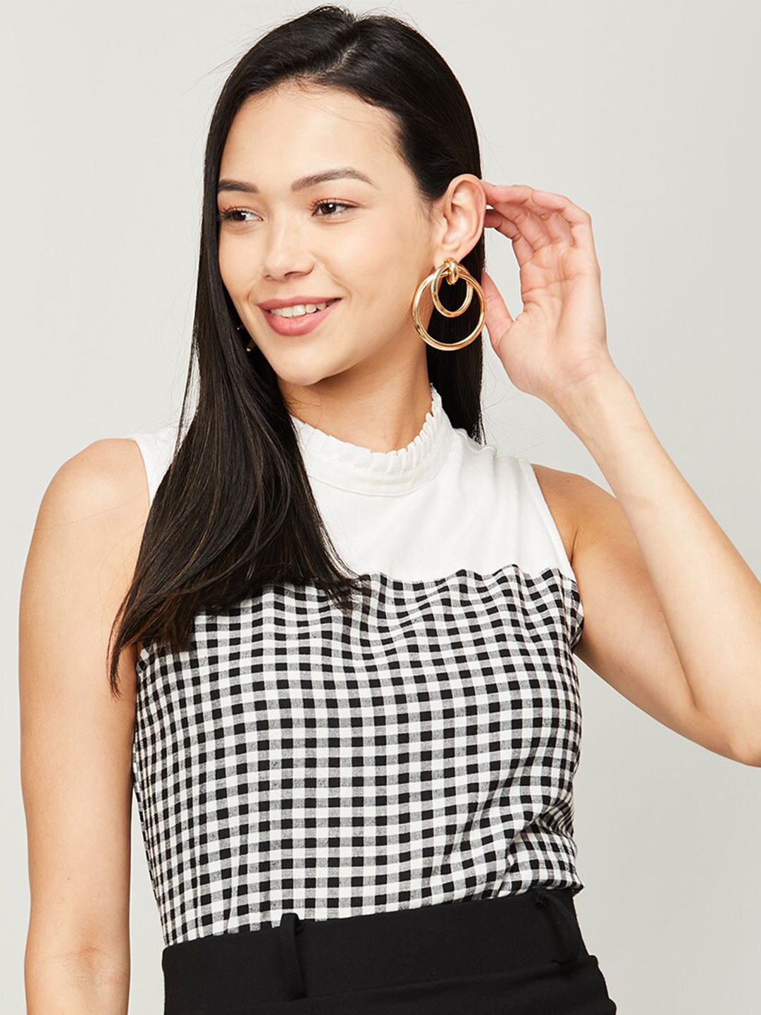 

CODE by Lifestyle Black Checked Linen Regular Top