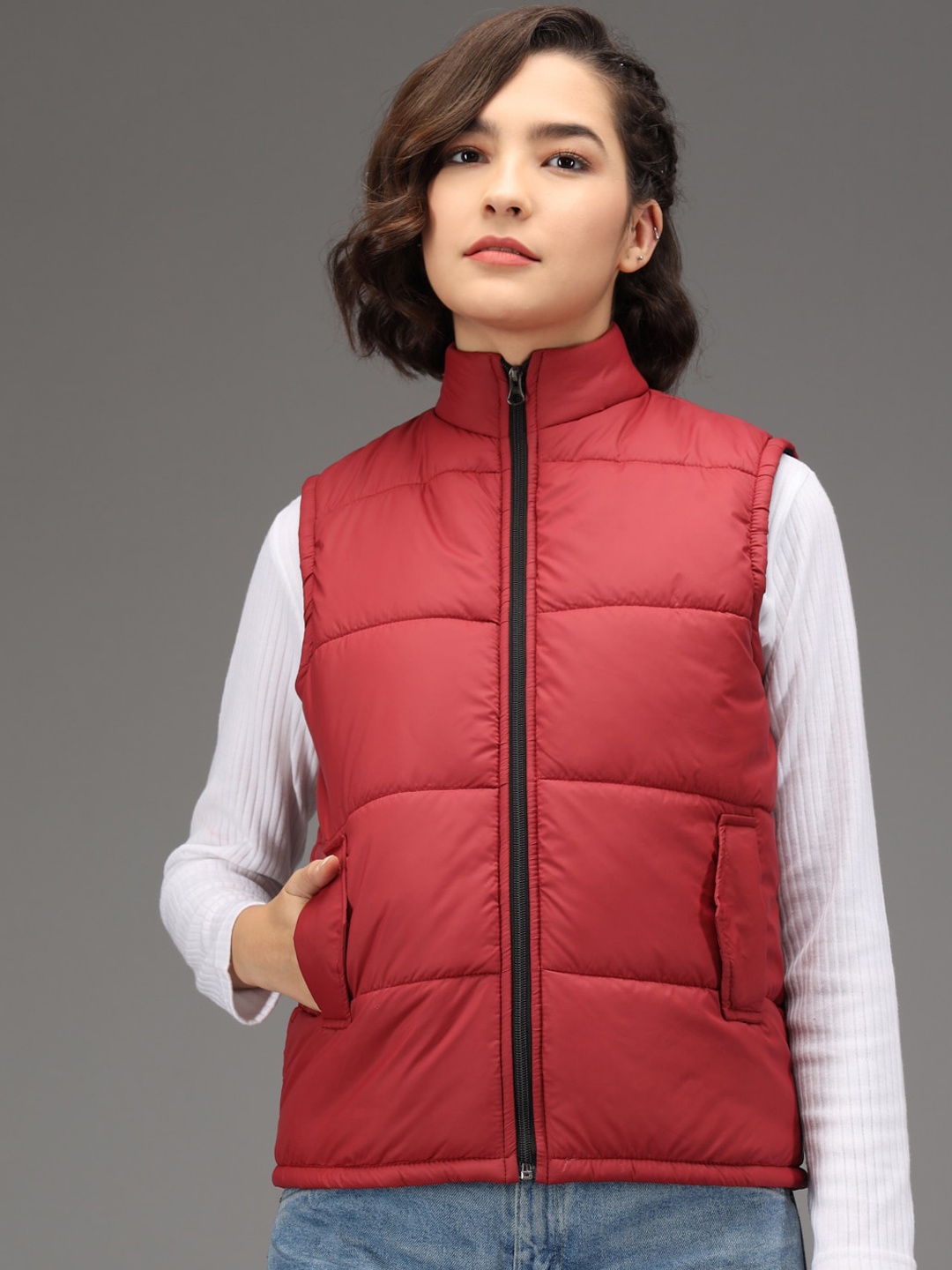 

Kotty Women Maroon Solid Sleeveless Puffer Jacket