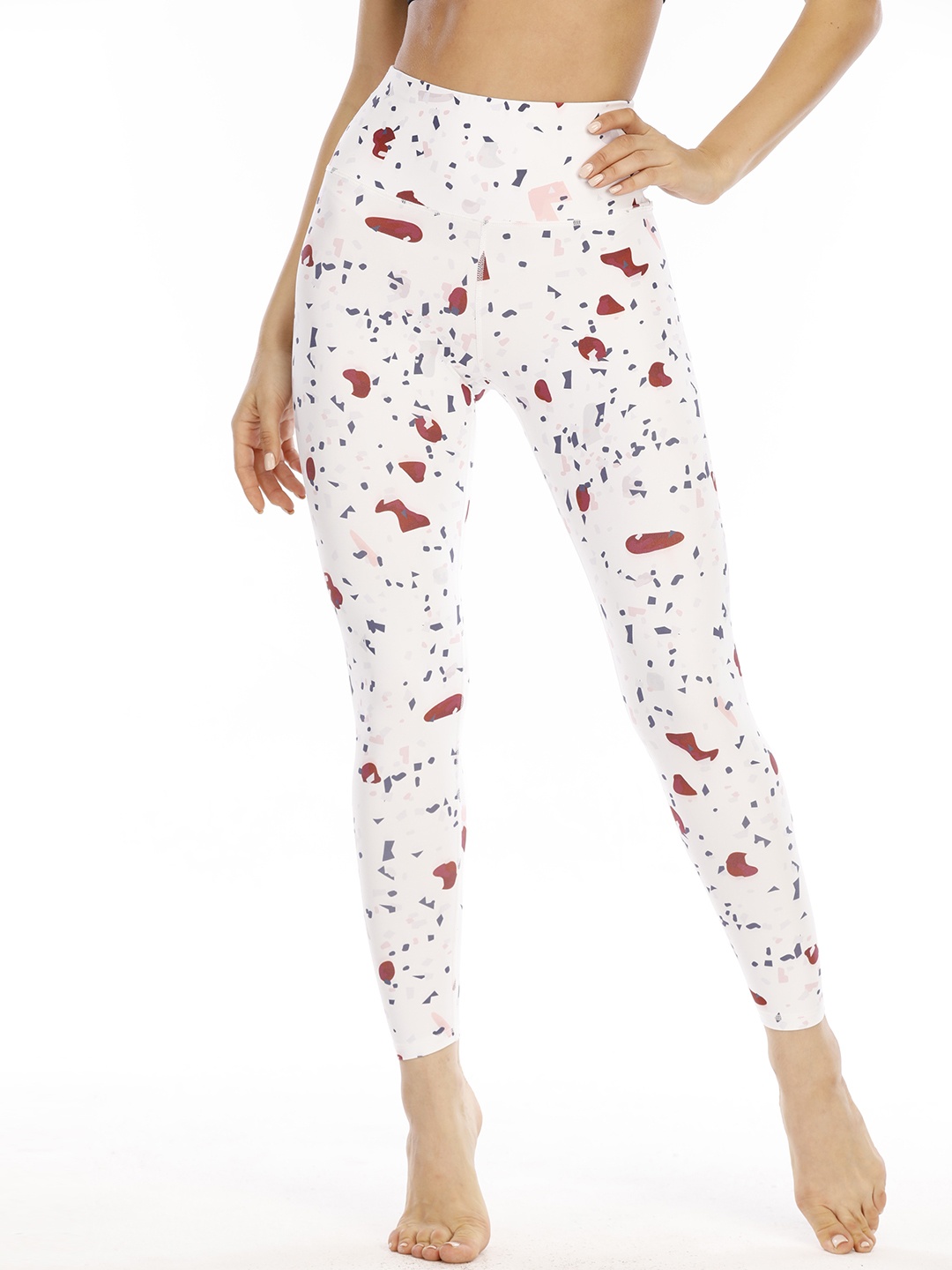 

URBANIC Women White & Red Geometric Print Leggings