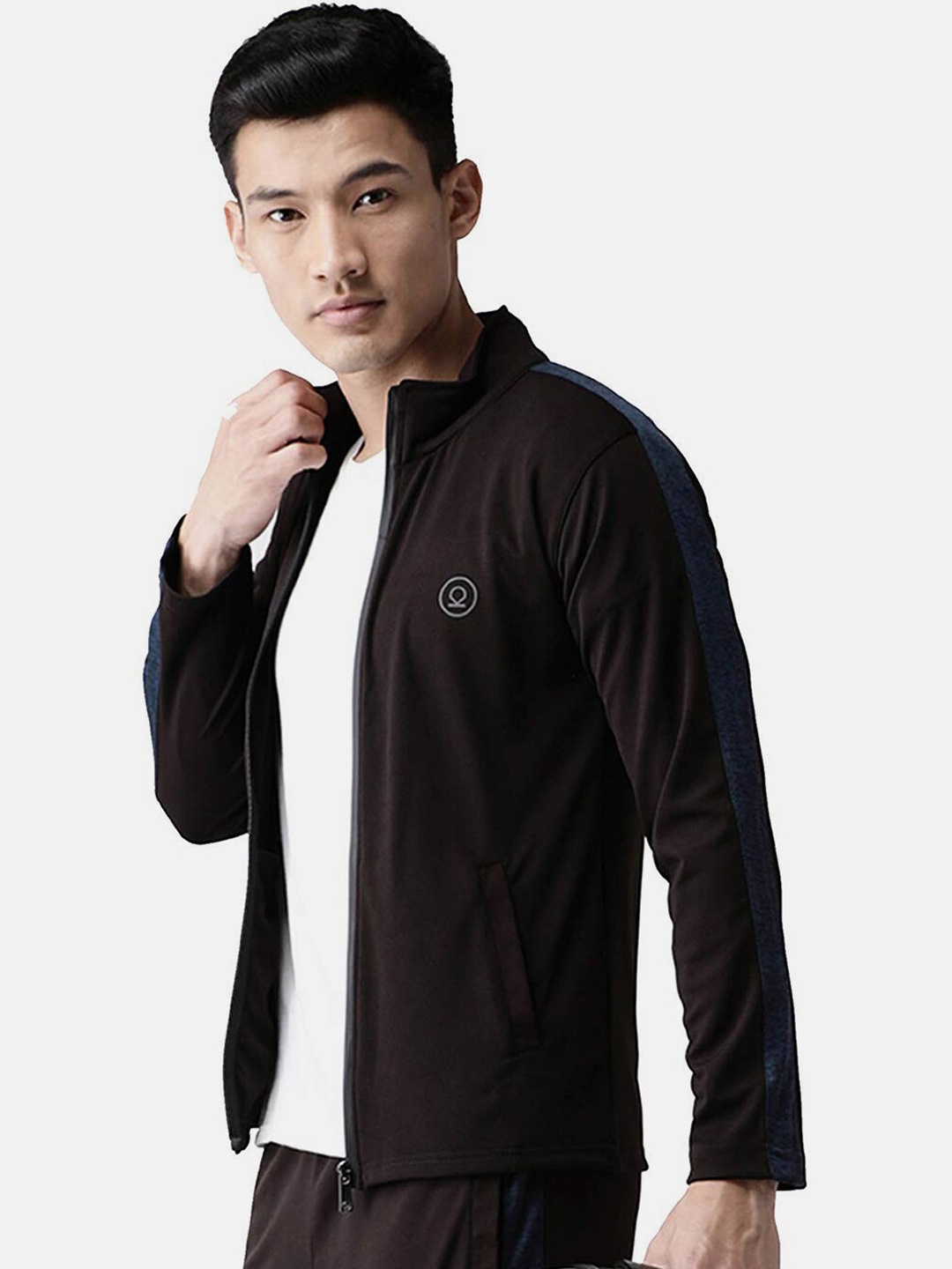 

CHKOKKO Men Black Lightweight Sporty Jacket