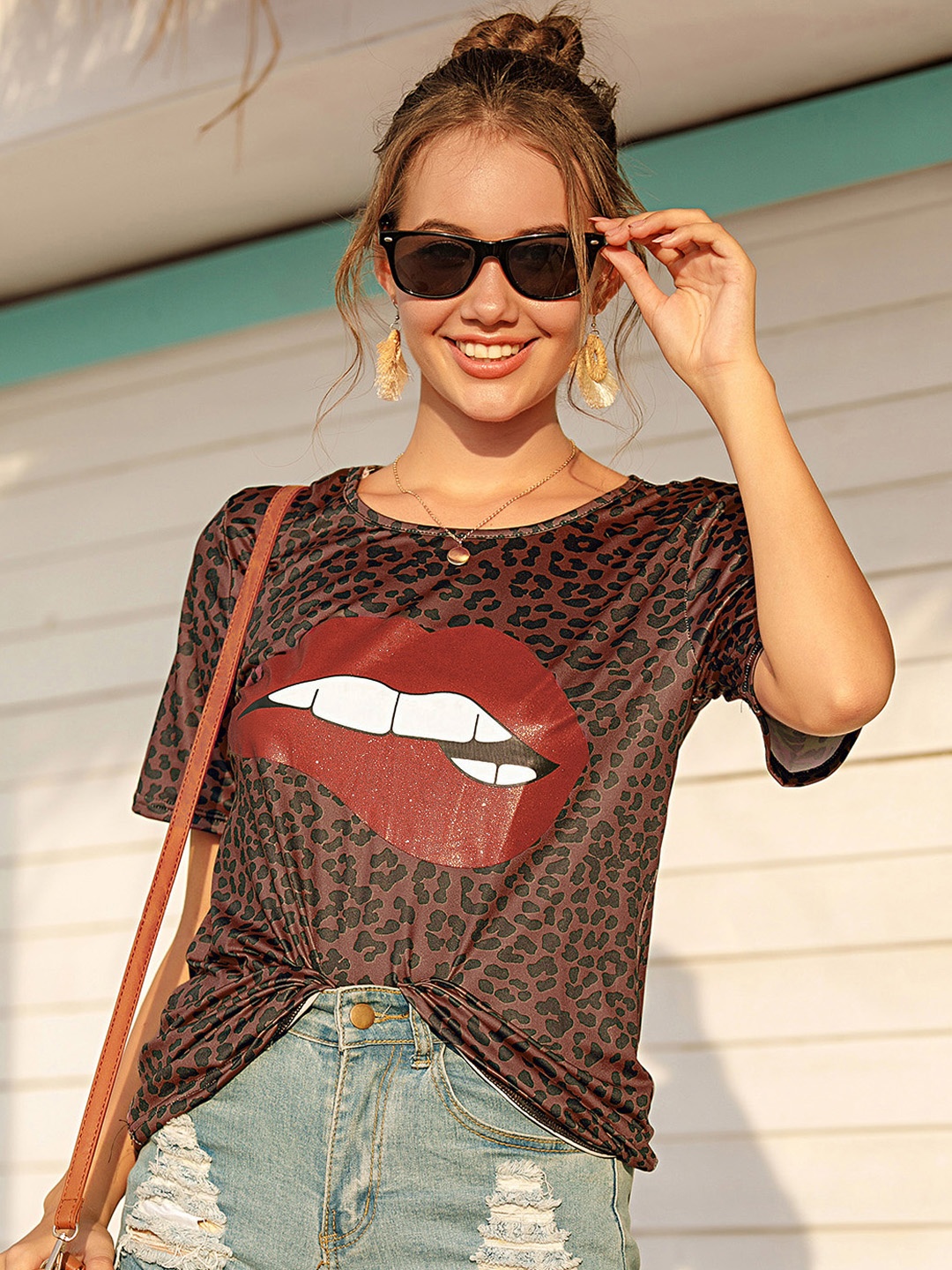 

URBANIC Women Coffee Brown & Black Leopard Print T-shirt