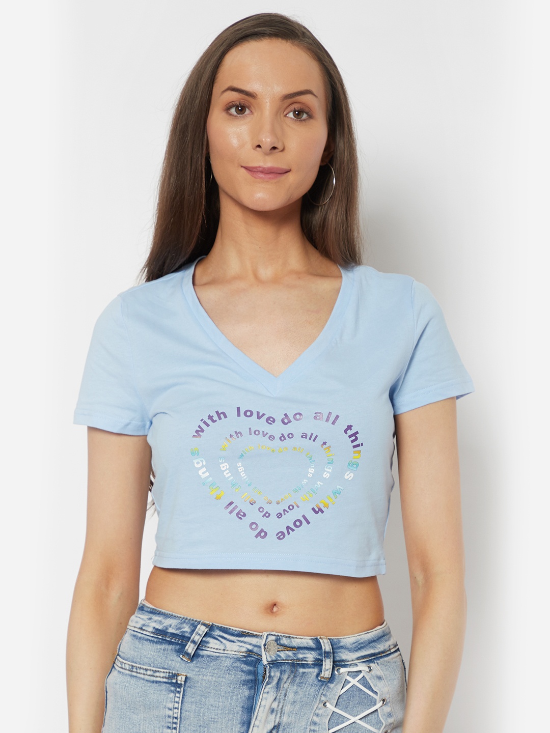 

URBANIC Women Blue Typography Printed V-Neck T-shirt